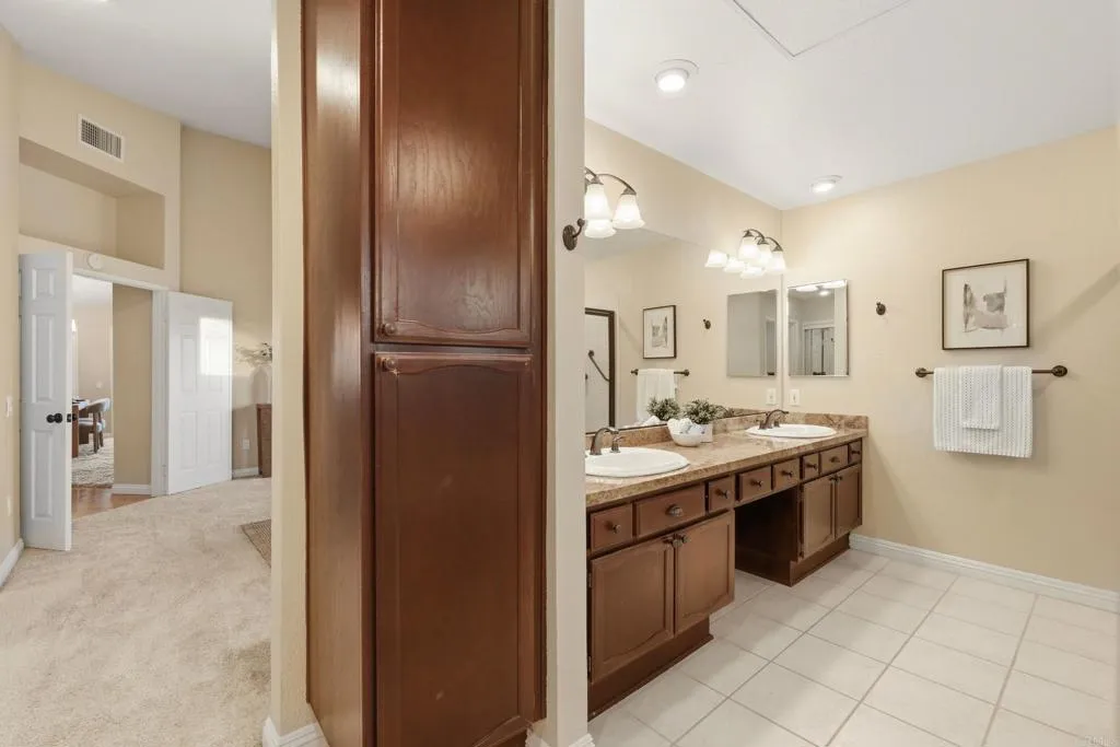 https://cdn.realtyfeed.com/cdn/127/306786478/7d07865311913300cf2f2ce216b8db7f.webp