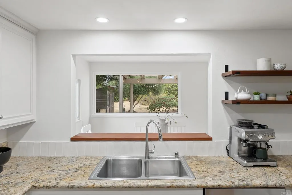 https://cdn.realtyfeed.com/cdn/127/306786499/1b0c84e17e1e0671efd7dcbde49de977.webp