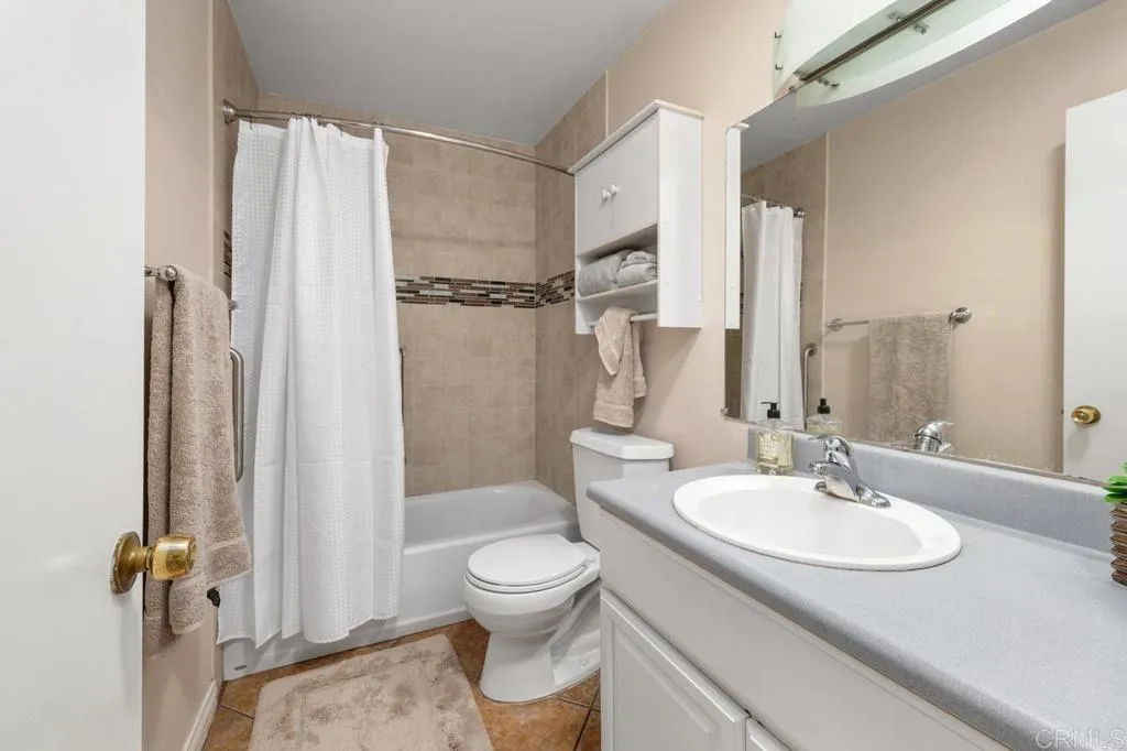 https://cdn.realtyfeed.com/cdn/127/306786501/917121e4a678d96220849c1dc8bcb5ea.webp