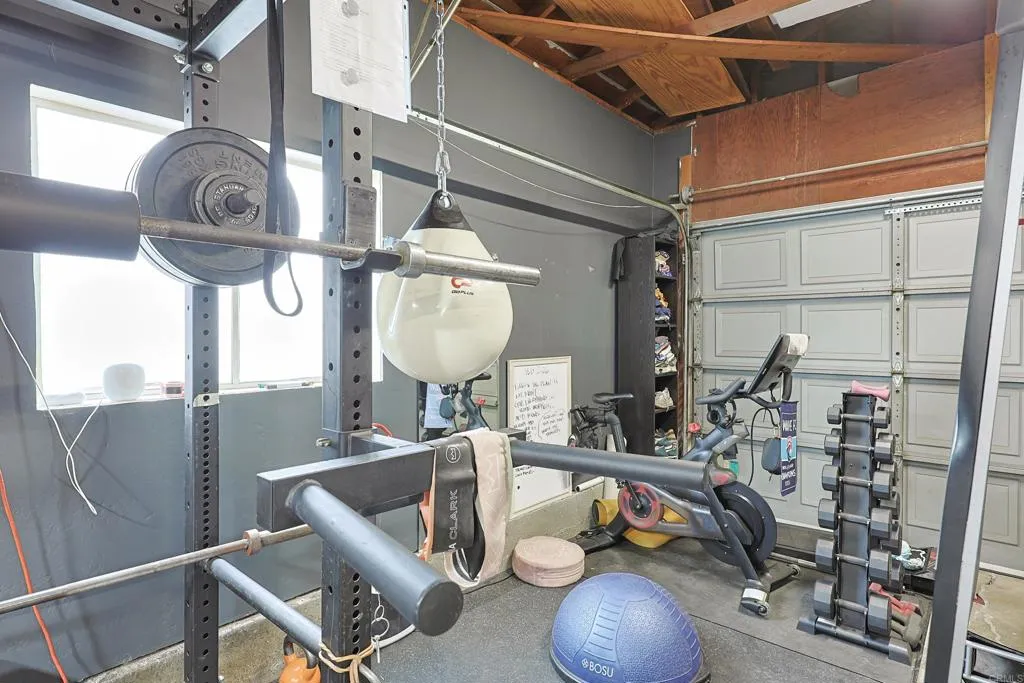 https://cdn.realtyfeed.com/cdn/127/306786504/0e9fb00a41638774d7ab9209aaee5969.webp