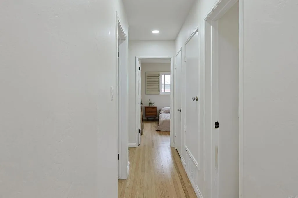https://cdn.realtyfeed.com/cdn/127/306786504/3c6646308df58540e0757c4d2af8cb96.webp