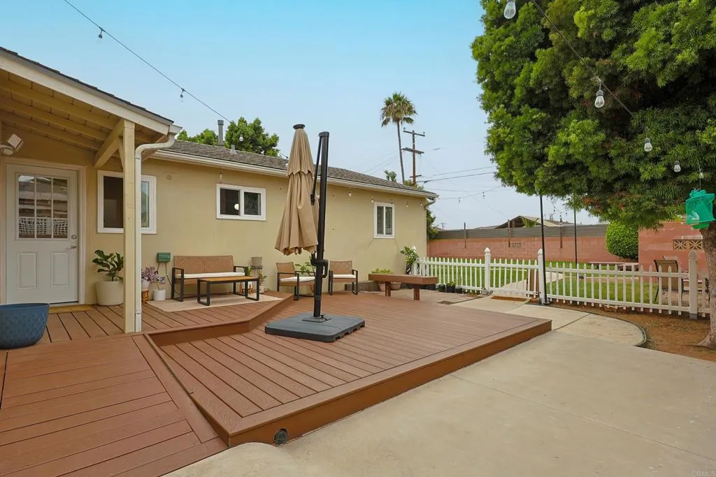 https://cdn.realtyfeed.com/cdn/127/306786504/c6380e3da2a8ea95492dbbe709ecb5ba.webp