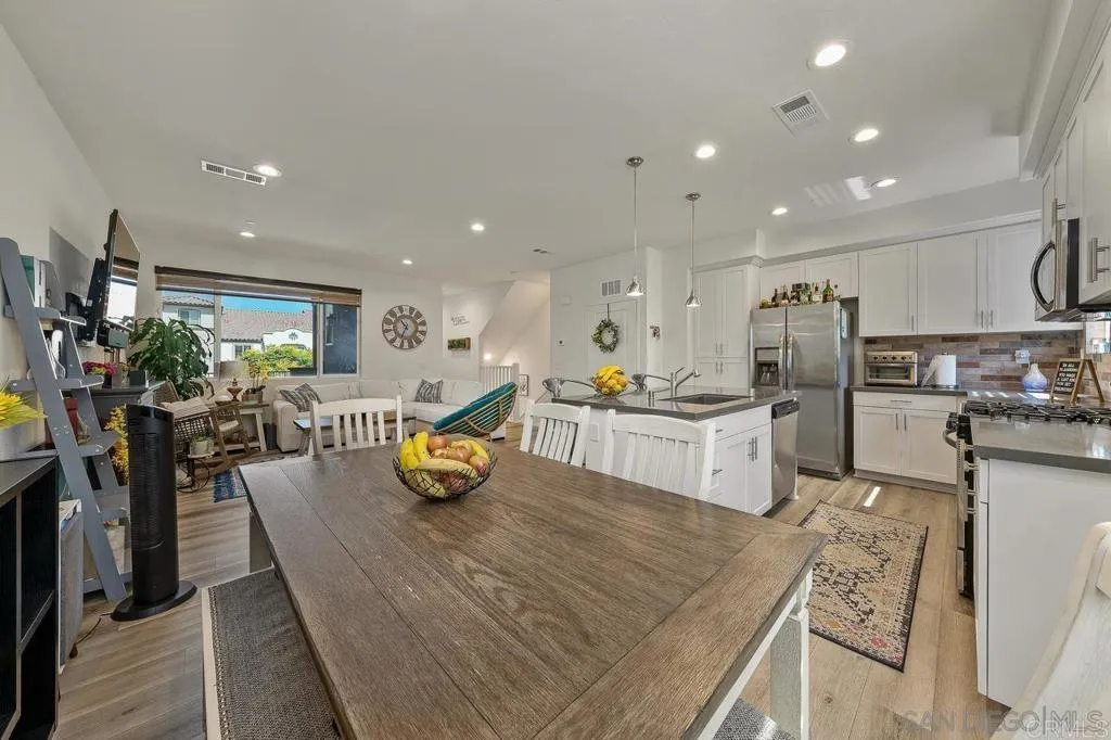 Photo #1: PTP2605973 Listing: Photo #1