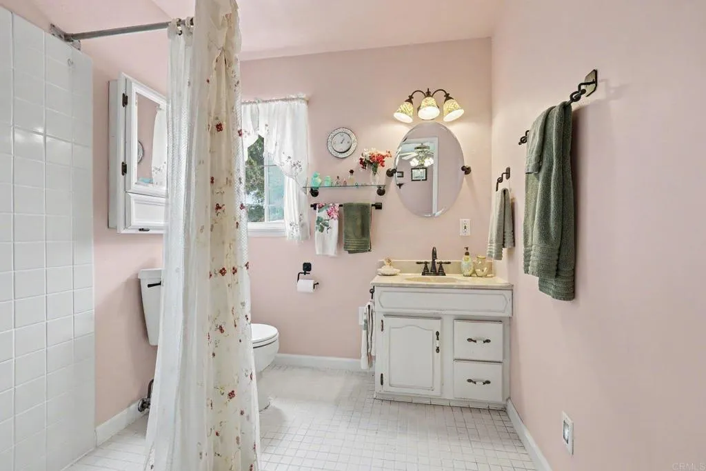 https://cdn.realtyfeed.com/cdn/127/306786599/55b335e6855fd313aa40fa29c2567d61.webp