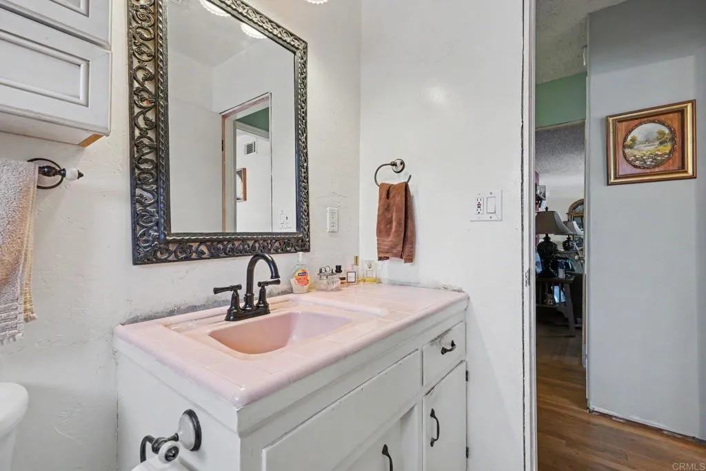 https://cdn.realtyfeed.com/cdn/127/306786599/7a51f5f2425db11b265ebb20793092fb.webp