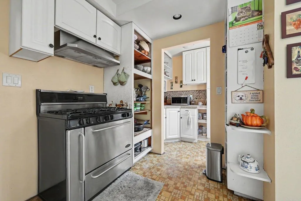 https://cdn.realtyfeed.com/cdn/127/306786599/ec005490cc0b8b3eef4fe6ac6a0e5386.webp