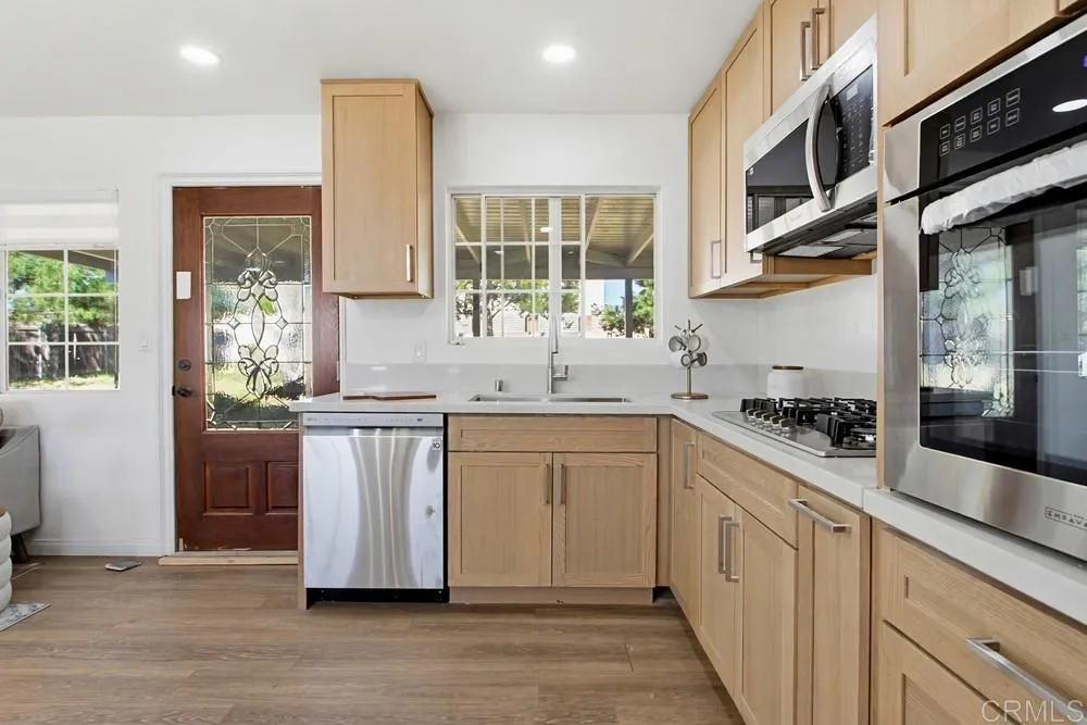 https://cdn.realtyfeed.com/cdn/127/306786600/88b8cb8e12728345bed9e82746020d0e.webp