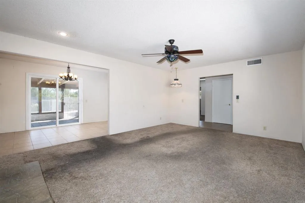 https://cdn.realtyfeed.com/cdn/127/306786635/31c73696b9a9b8ff48880d162509db45.webp
