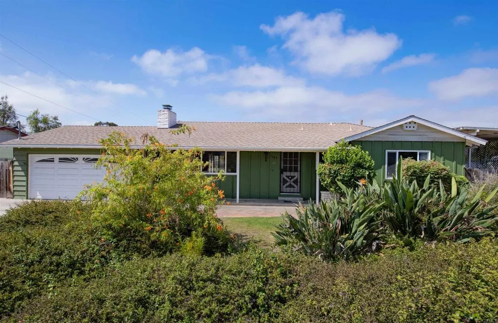 https://cdn.realtyfeed.com/cdn/127/306786635/90dc25e86a7a4caaf503b46239df9b30.webp