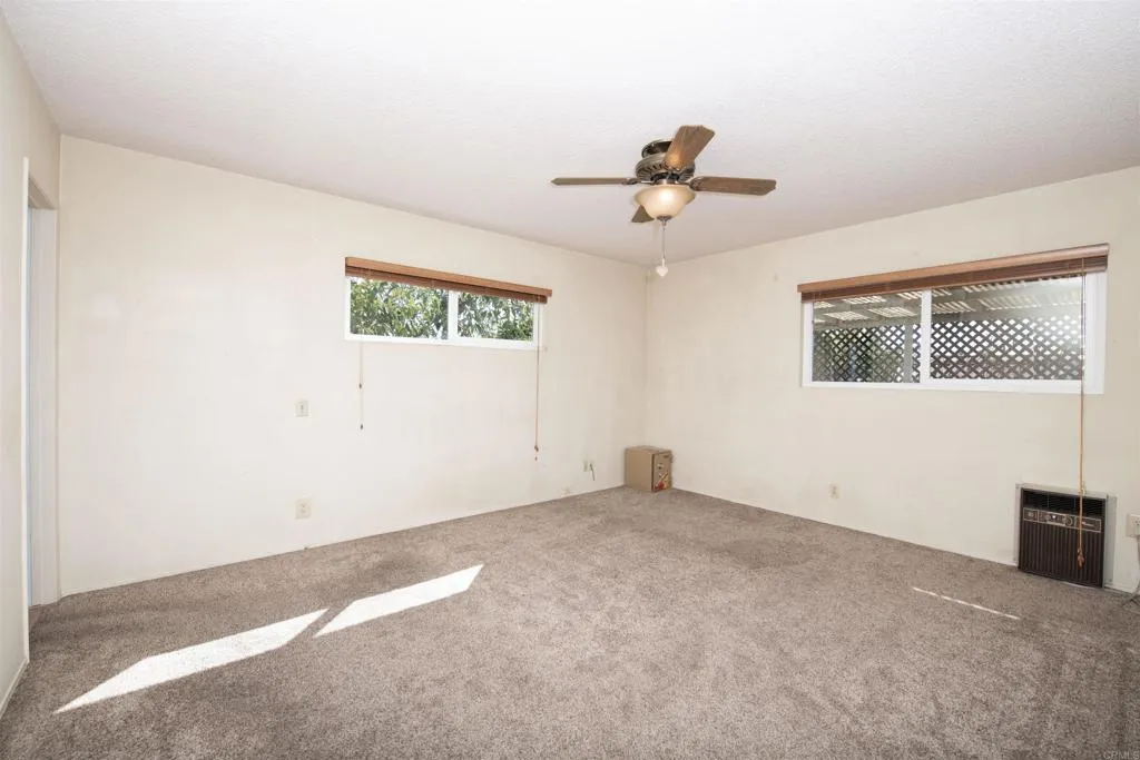https://cdn.realtyfeed.com/cdn/127/306786635/cbcbc0c611c3241b33a3e9448ac3772c.webp