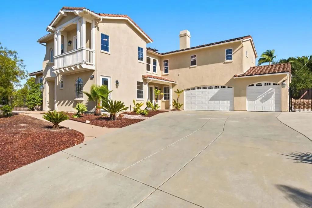 399 Amparo Dr, Escondido, CA 92025 - Main photo, Escondido, CA