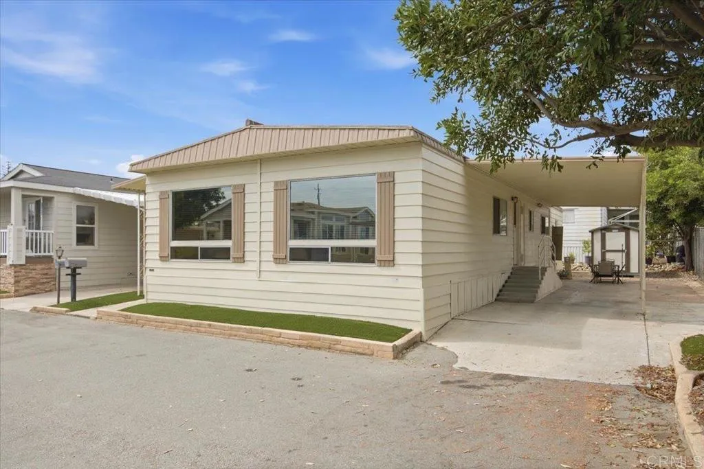 https://cdn.realtyfeed.com/cdn/127/306786766/0d8094ee0de73aeafc03b37bbb071441.webp