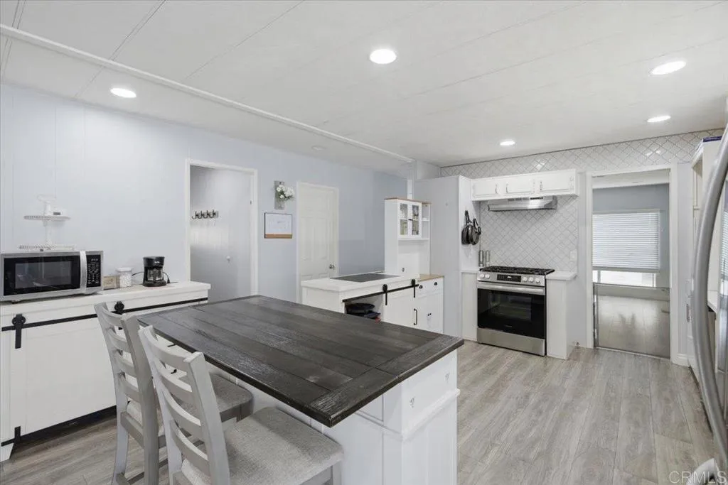 https://cdn.realtyfeed.com/cdn/127/306786766/5ce60cca22ad92359d5468ada063c756.webp