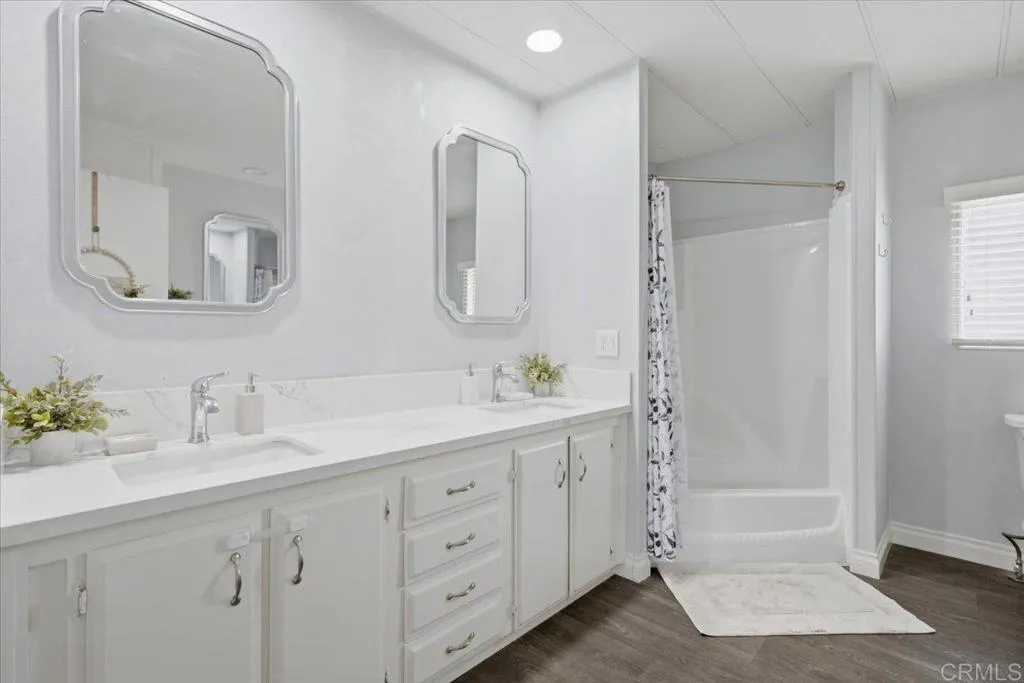 https://cdn.realtyfeed.com/cdn/127/306786766/9cee31b0d9b9333fcee61c51293b12a1.webp