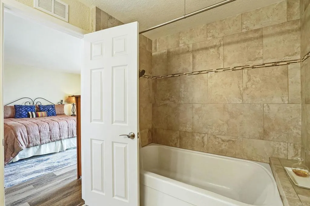 https://cdn.realtyfeed.com/cdn/127/306786776/fd1e983338c1a824511f7db0f9fbb122.webp