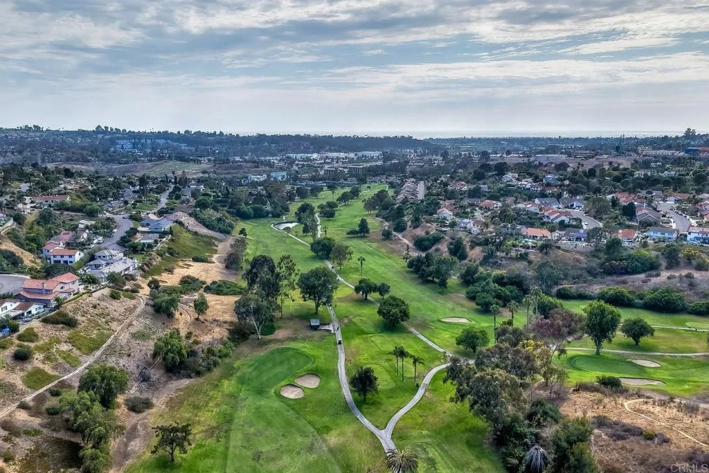 https://cdn.realtyfeed.com/cdn/127/306786779/52c5ca2e207b33076ab02f8cba3e16d4.webp