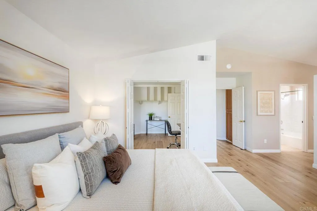 https://cdn.realtyfeed.com/cdn/127/306786779/8ea786877b243caae7082b0aa1b39d25.webp