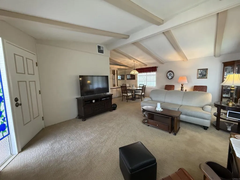 https://cdn.realtyfeed.com/cdn/127/306786794/05ef75b1d2bd1e5aa372f59932dd8901.webp