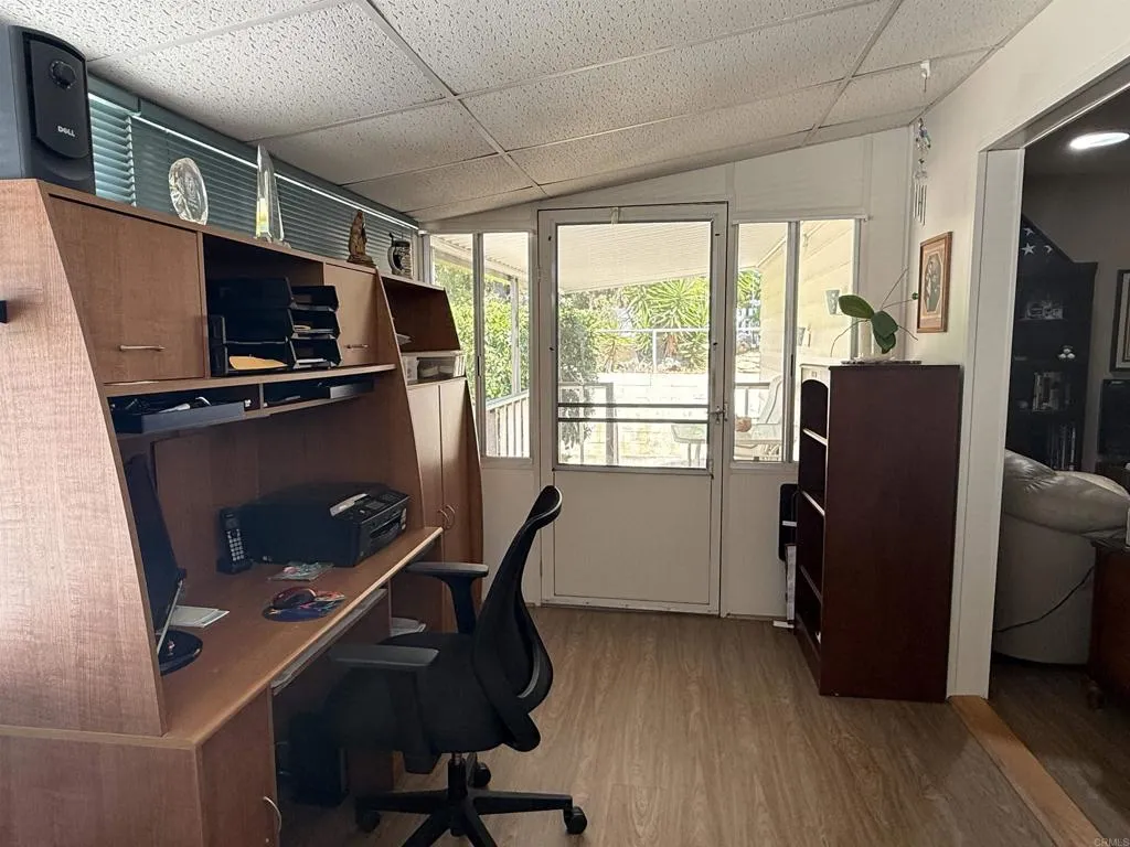 https://cdn.realtyfeed.com/cdn/127/306786794/6868ec6af8f6c277740be39d9fe6a0d1.webp