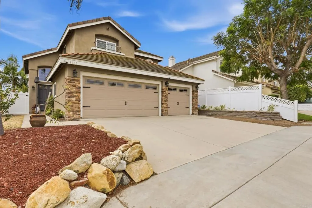 https://cdn.realtyfeed.com/cdn/127/306786808/071068a7add6385af5eabc1c8db87fad.webp