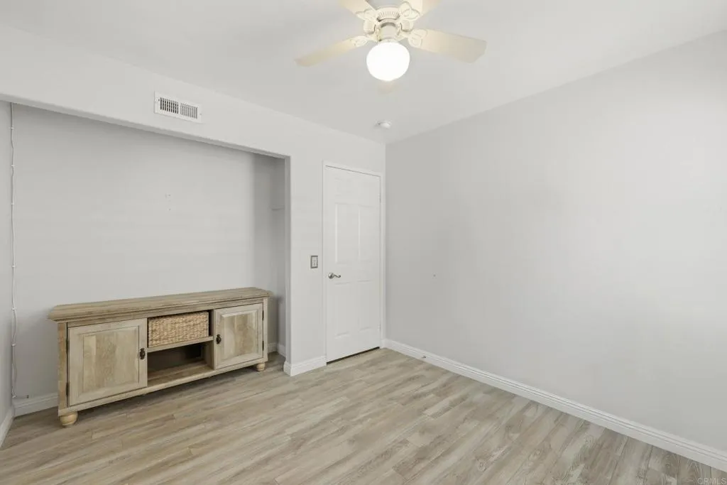 https://cdn.realtyfeed.com/cdn/127/306786808/077be39a495dfd73e3b3609096923324.webp