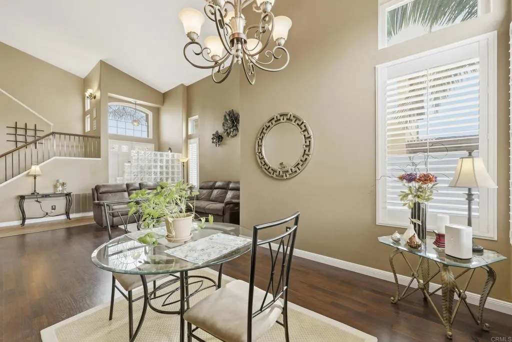 https://cdn.realtyfeed.com/cdn/127/306786808/85bb64162a78ab4c820ff0408b4e9341.webp