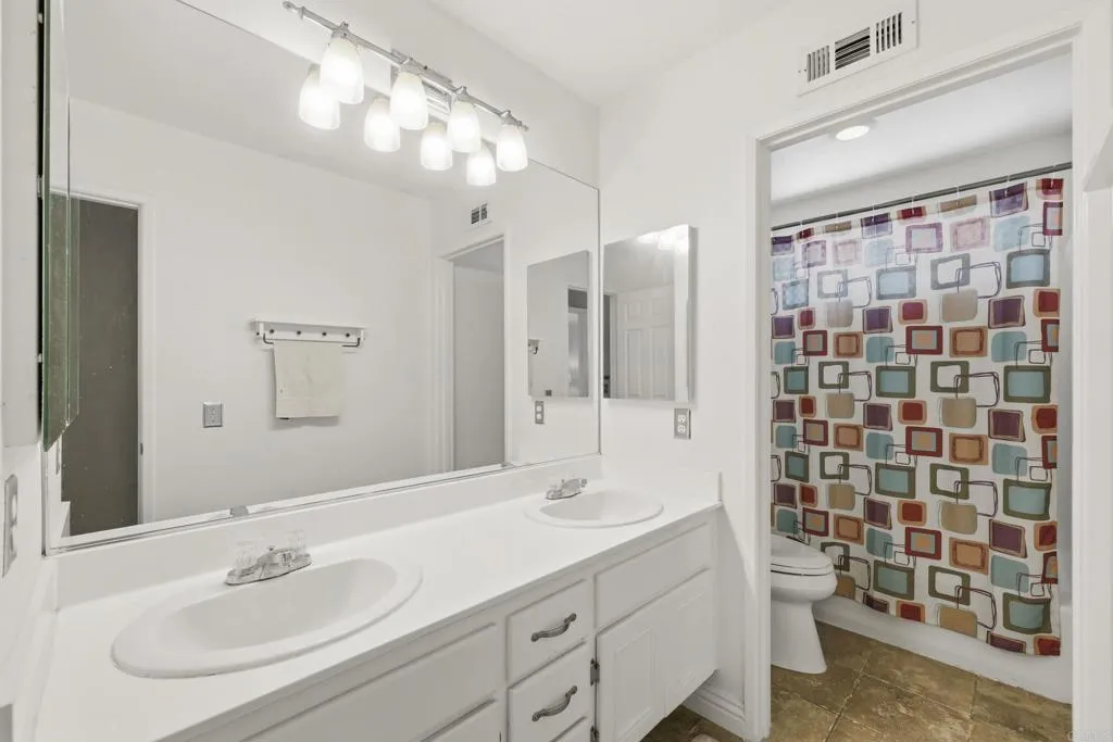 https://cdn.realtyfeed.com/cdn/127/306786808/d43681319e9055bdb53e128ebc92fe1b.webp