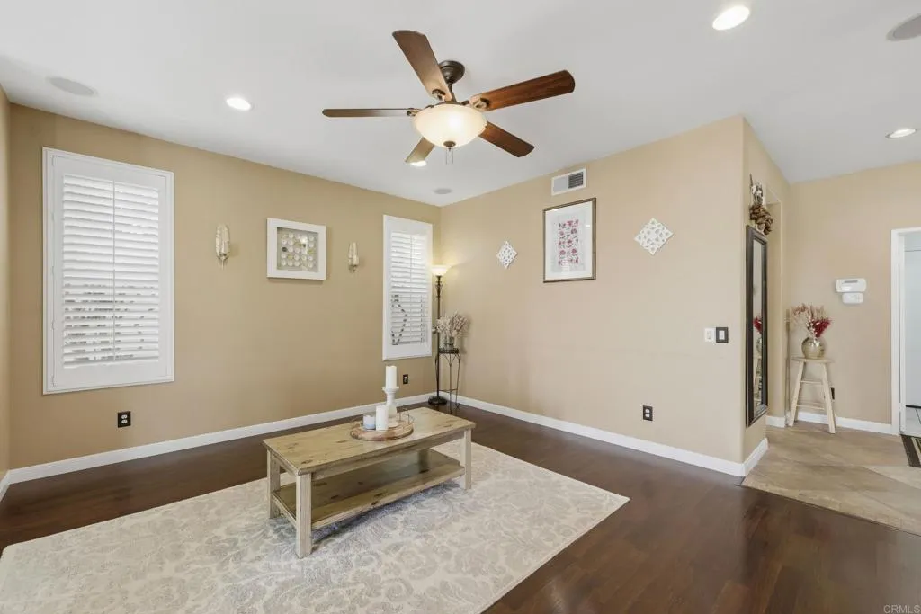 https://cdn.realtyfeed.com/cdn/127/306786808/dc88b09401ca661180eb4f24cb6533de.webp