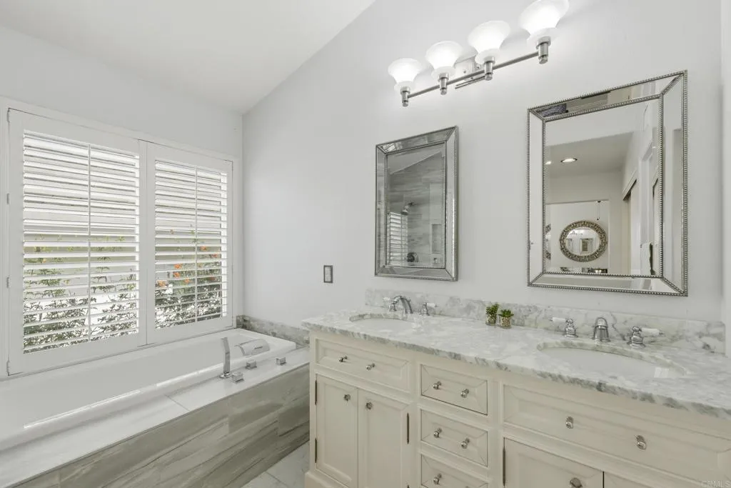 https://cdn.realtyfeed.com/cdn/127/306786808/f34d784a540ba1db5702ce4d81cd8f85.webp