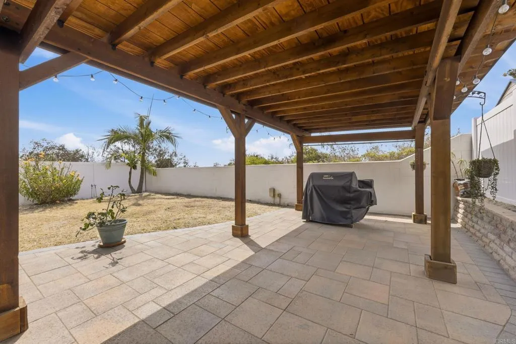 https://cdn.realtyfeed.com/cdn/127/306786808/fdc141ace124afe250fd84aae0a54530.webp