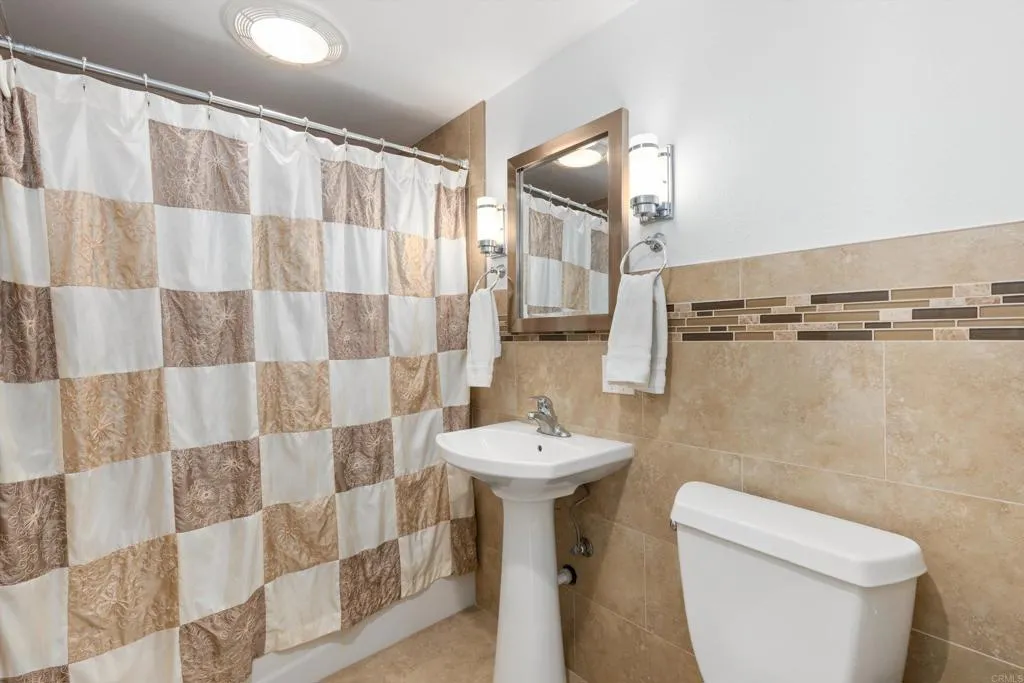 https://cdn.realtyfeed.com/cdn/127/306786854/0abb83cc600604e147494f7b98d32ef3.webp