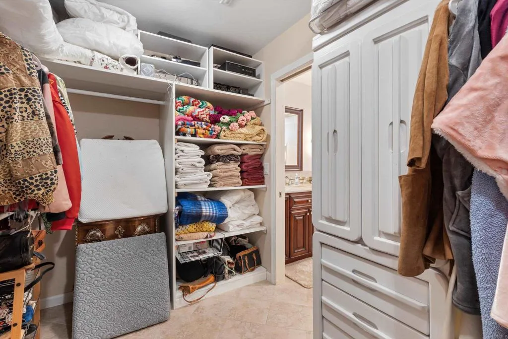 https://cdn.realtyfeed.com/cdn/127/306786854/6c88db528ccd23ed6ae8a82b5516fe7b.webp