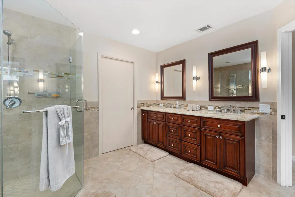 https://cdn.realtyfeed.com/cdn/127/306786854/7f54fd5189dc389648c686caf38d618b.webp