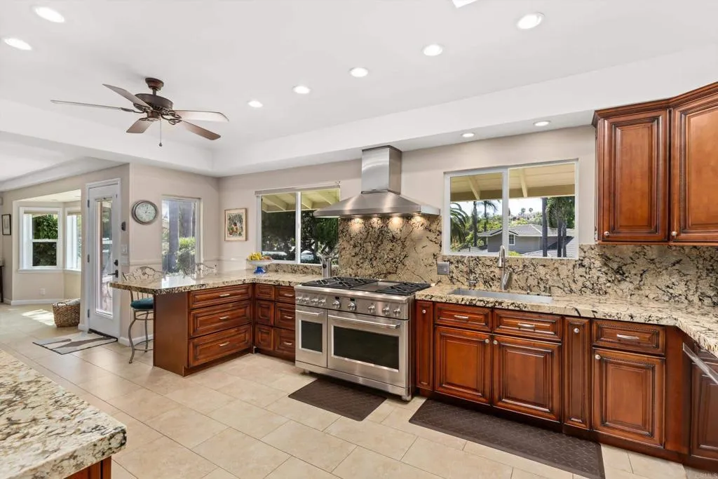 https://cdn.realtyfeed.com/cdn/127/306786854/83f64dda3190b7a1623fd0754330499a.webp