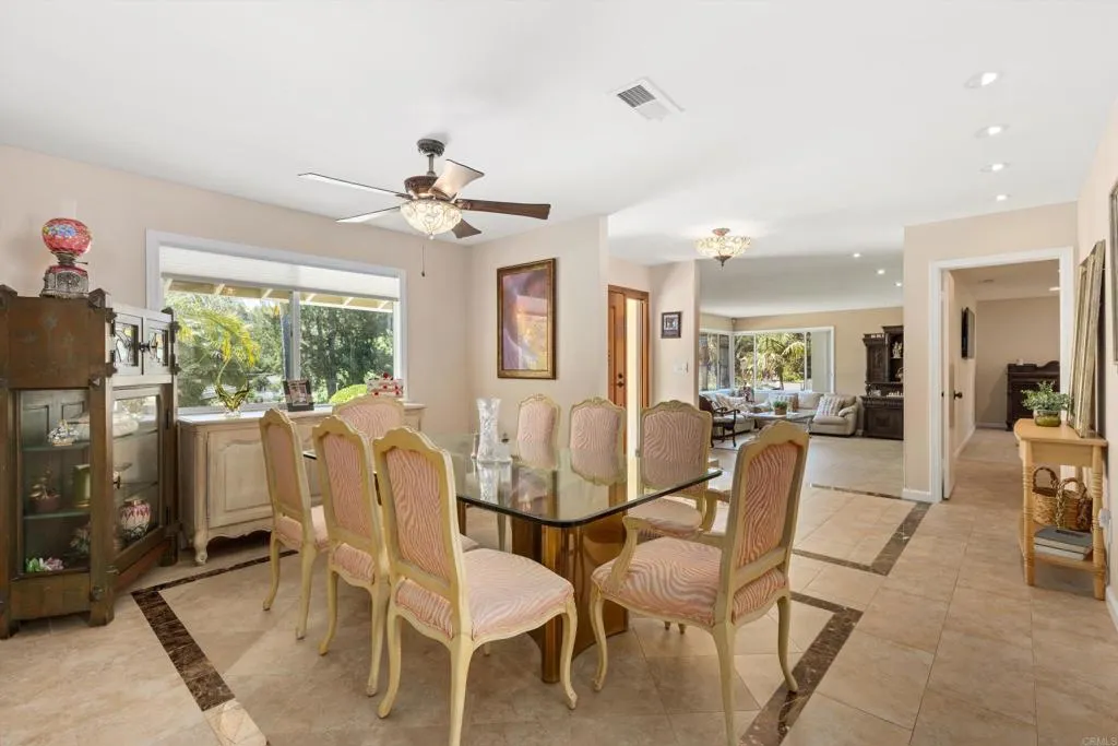 https://cdn.realtyfeed.com/cdn/127/306786854/bf3d06684aca707ec8cec630599e3d7f.webp