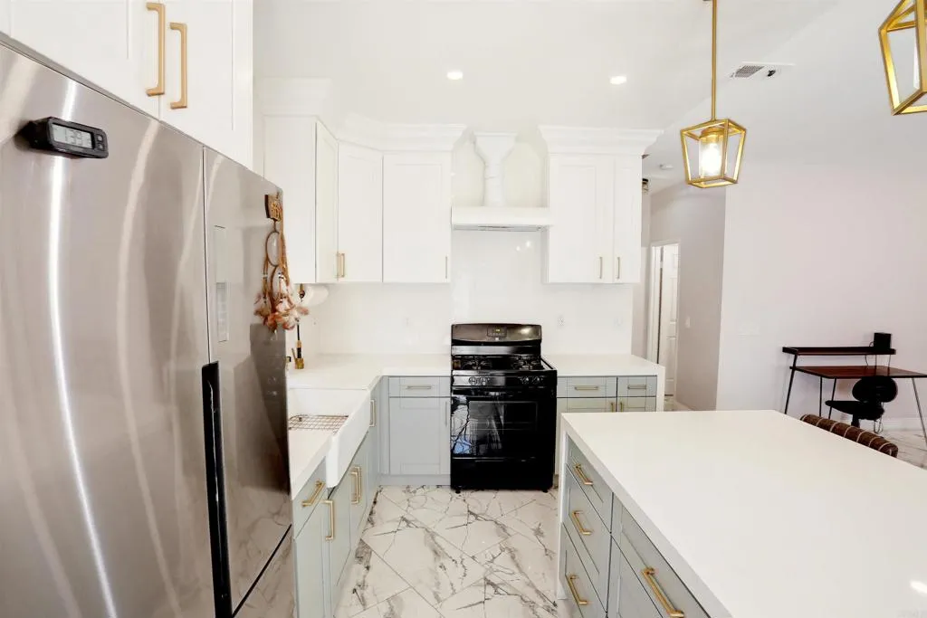 https://cdn.realtyfeed.com/cdn/127/306786862/5ea2608bdbe1aeee9bc288e365e13f5b.webp