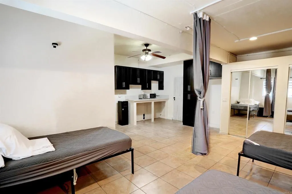 https://cdn.realtyfeed.com/cdn/127/306786862/9e4613a642122db1469ed05bb3268031.webp