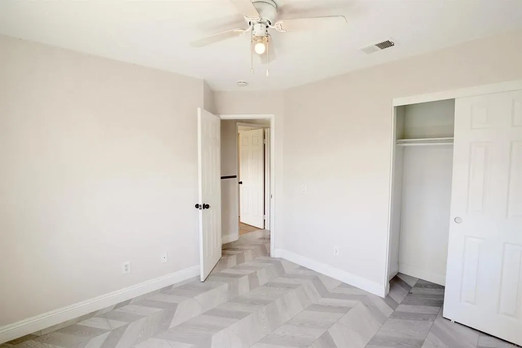 https://cdn.realtyfeed.com/cdn/127/306786862/ff59aab3b7f5e7faa49245fd3532221d.webp