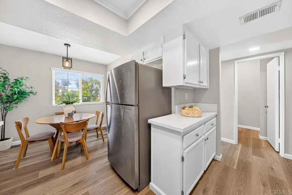 https://cdn.realtyfeed.com/cdn/127/306786875/d0577b11e24dba37bf81bd6a80db15ca.webp