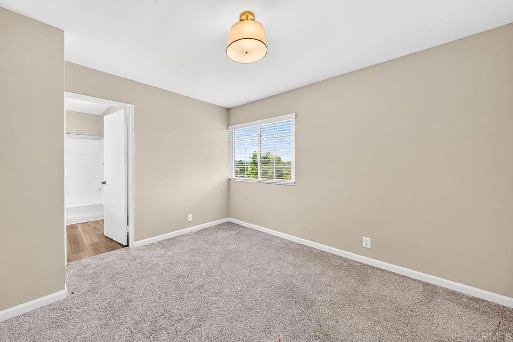 https://cdn.realtyfeed.com/cdn/127/306786875/f843fa7c23155537685132fcecf1ed93.webp