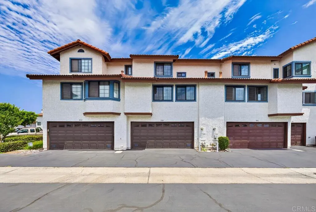 https://cdn.realtyfeed.com/cdn/127/306786875/fa74e8743fdff4d36b57da509c6a40ed.webp