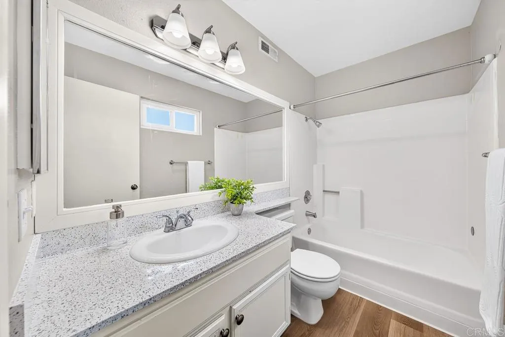 https://cdn.realtyfeed.com/cdn/127/306786875/fe5446ac552498d4bcd57aeaf5094237.webp