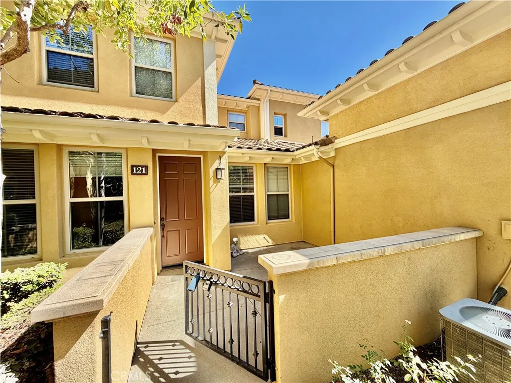 Irvine, CA 92620
