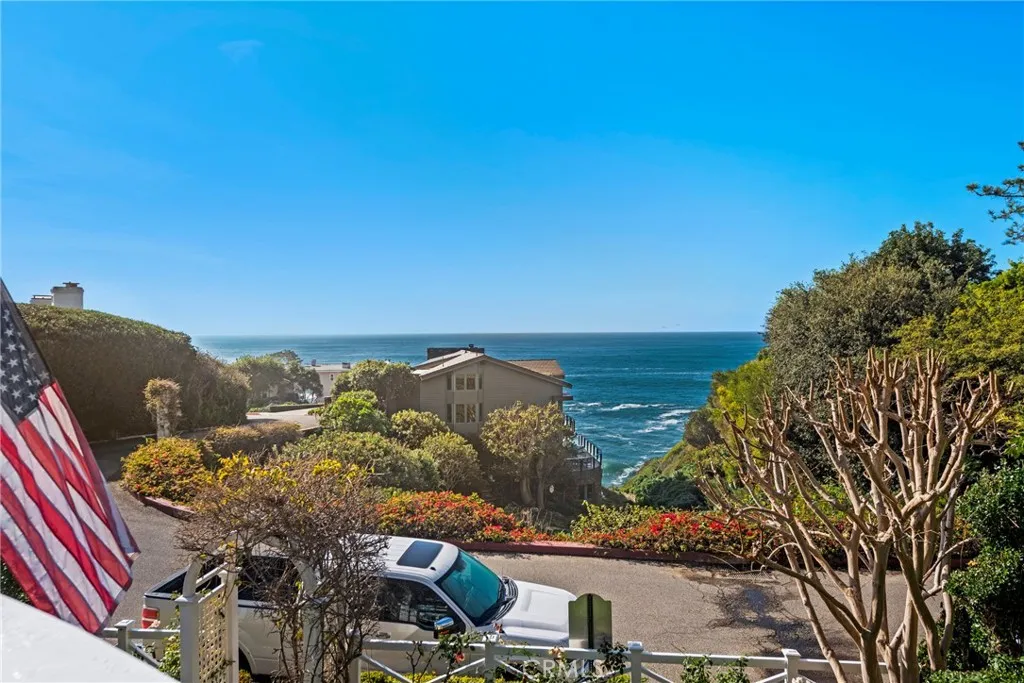 31531 Bluff Drive, Laguna Beach, CA - Main photo, Laguna Beach, CA