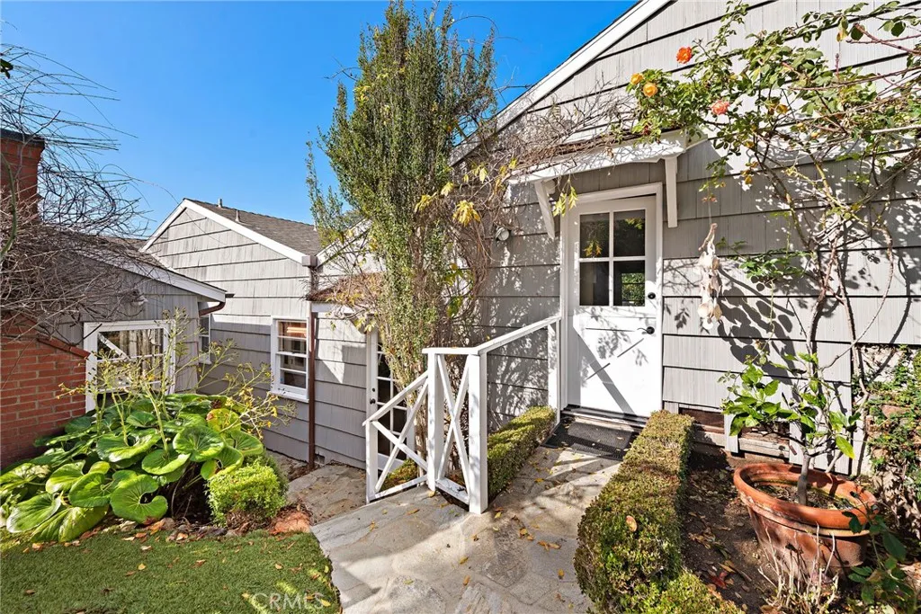 31531 Bluff Drive, Laguna Beach, CA - Photo 2 of 28, Laguna Beach, CA