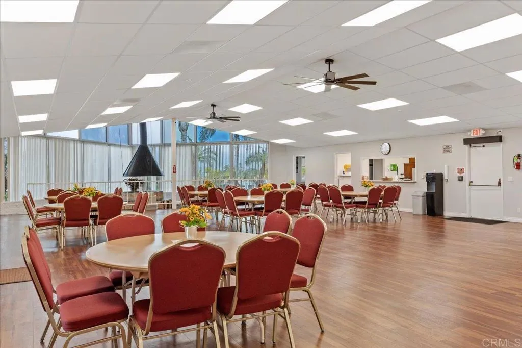 https://cdn.realtyfeed.com/cdn/127/306786950/1b36d18f19ef062b2c6e6020159e5971.webp