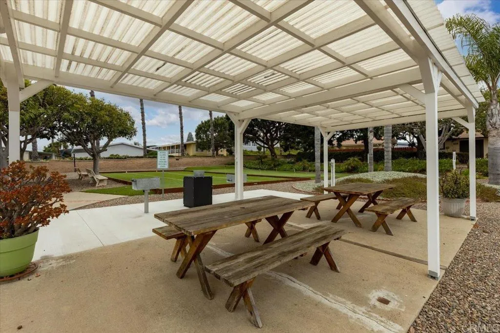 https://cdn.realtyfeed.com/cdn/127/306786950/226e7c6d0cf14567aebd8316b6aa5c63.webp