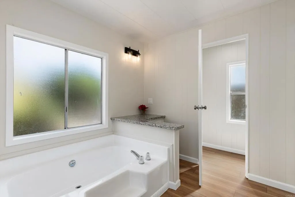 https://cdn.realtyfeed.com/cdn/127/306786950/7a376a6124f3cf8bde6a5adb88ae71d5.webp