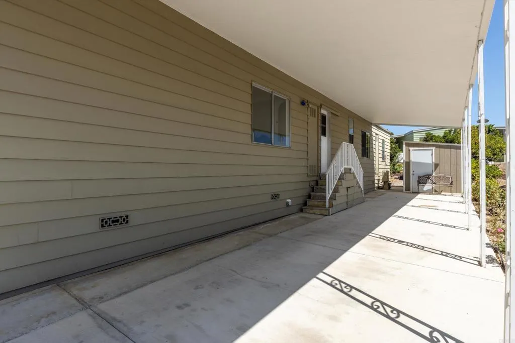 https://cdn.realtyfeed.com/cdn/127/306786950/7f64bb34a4bbd845ee7c3b00fe0dd156.webp