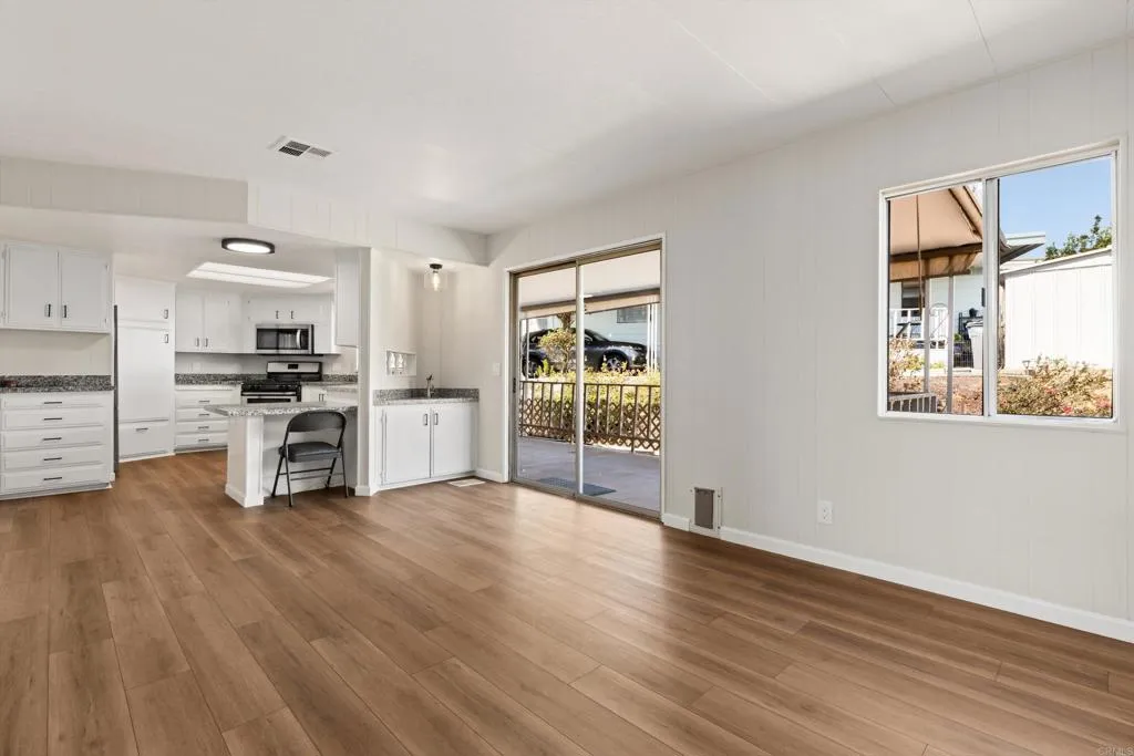 https://cdn.realtyfeed.com/cdn/127/306786950/c34767e398c079f16b33a221bca187b7.webp
